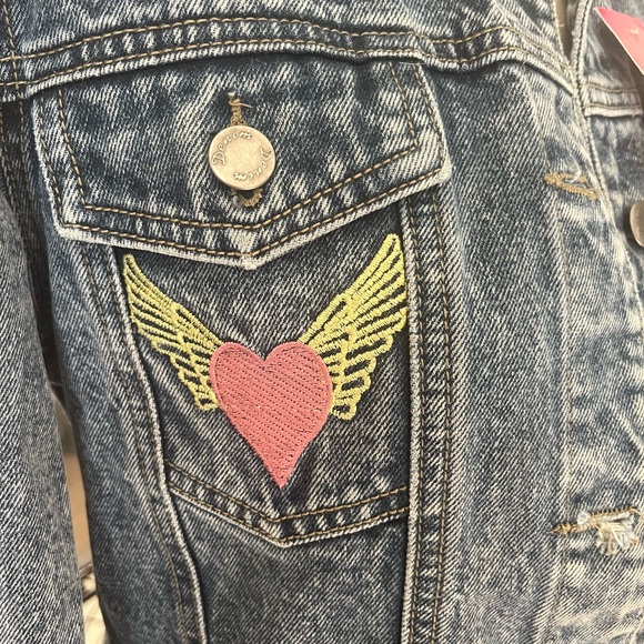 Tradition denim jean jacket super cute heart with wings size small - Picture 6 of 8